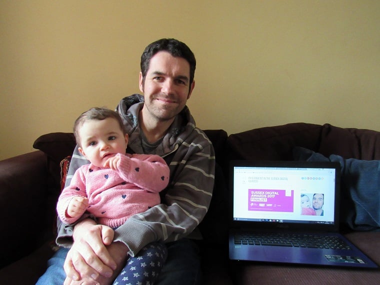 Blogger Tom Briggs with daughter Amelie