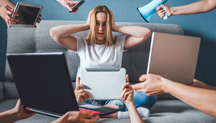 How to tackle the comms risk of AI super-powered mis- and disinformation